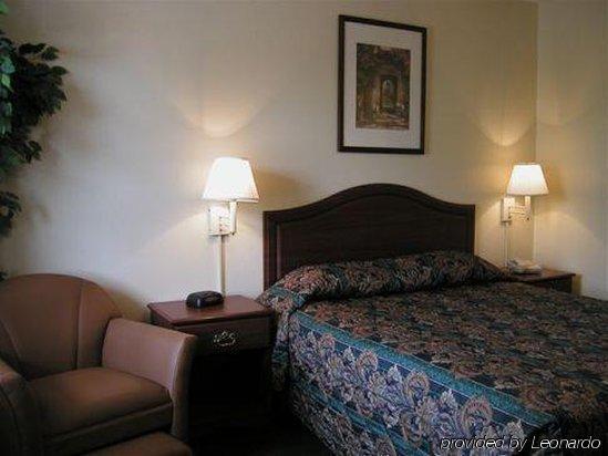 Intown Suites Extended Stay Charlotte Nc -East Independence Phòng bức ảnh